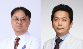 이경열, 김진권 교수.