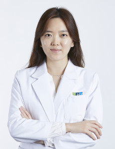 김수영 교수.