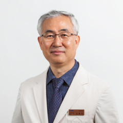 김동익 교수.