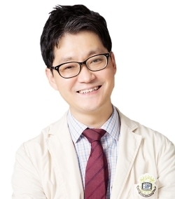 현관용 교수