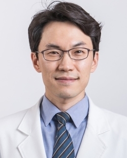건국대병원 안과 신현진 교수