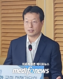 천상명 대한 파킨슨병 및 이상운동질환 학회 부회장