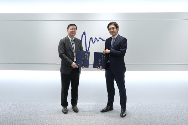 Jay Wang (Left) and Suguru Ominato (Right)